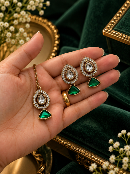 Emerald Green Kundan Teardrop Necklace Set with Earrings & Tikka